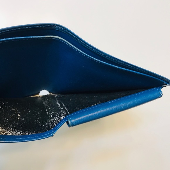 🌟GENUINE LOUIS VUITTON Epi Marco Wallet - Picture 15 of 16